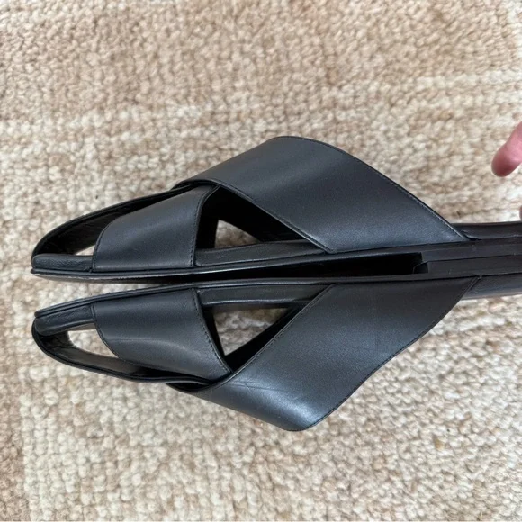 Freda Salvador Black Leather Slide Sandals - Size 10 - Picture 3 of 5